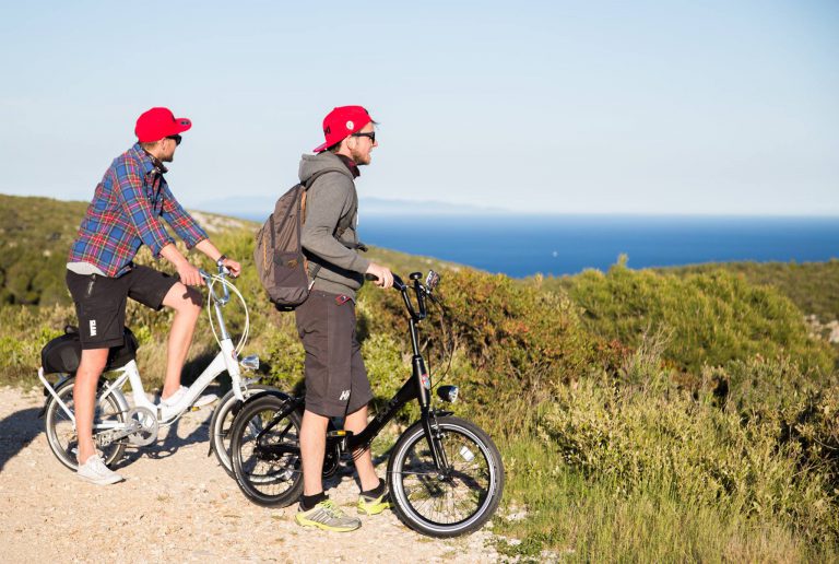 Pony skladaci bicykel turisti 2