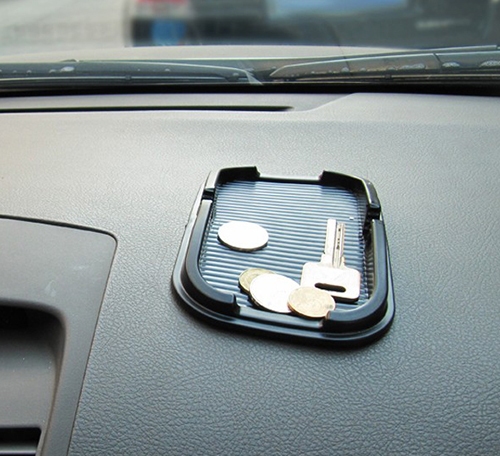 Viacúčelová podložka s držiakom na GPS navigáciu