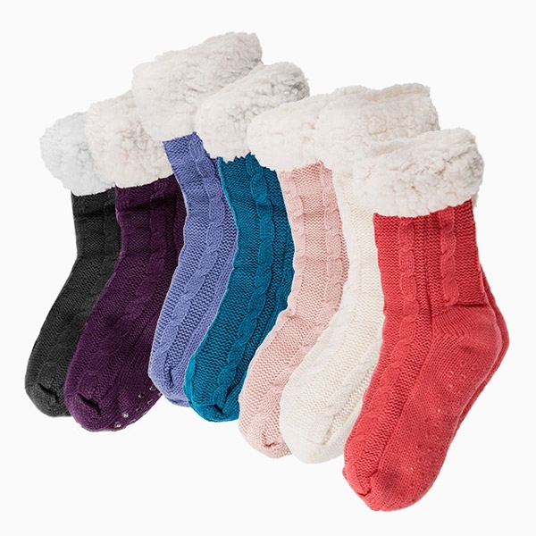 Zateplené ponožky s podrážkou