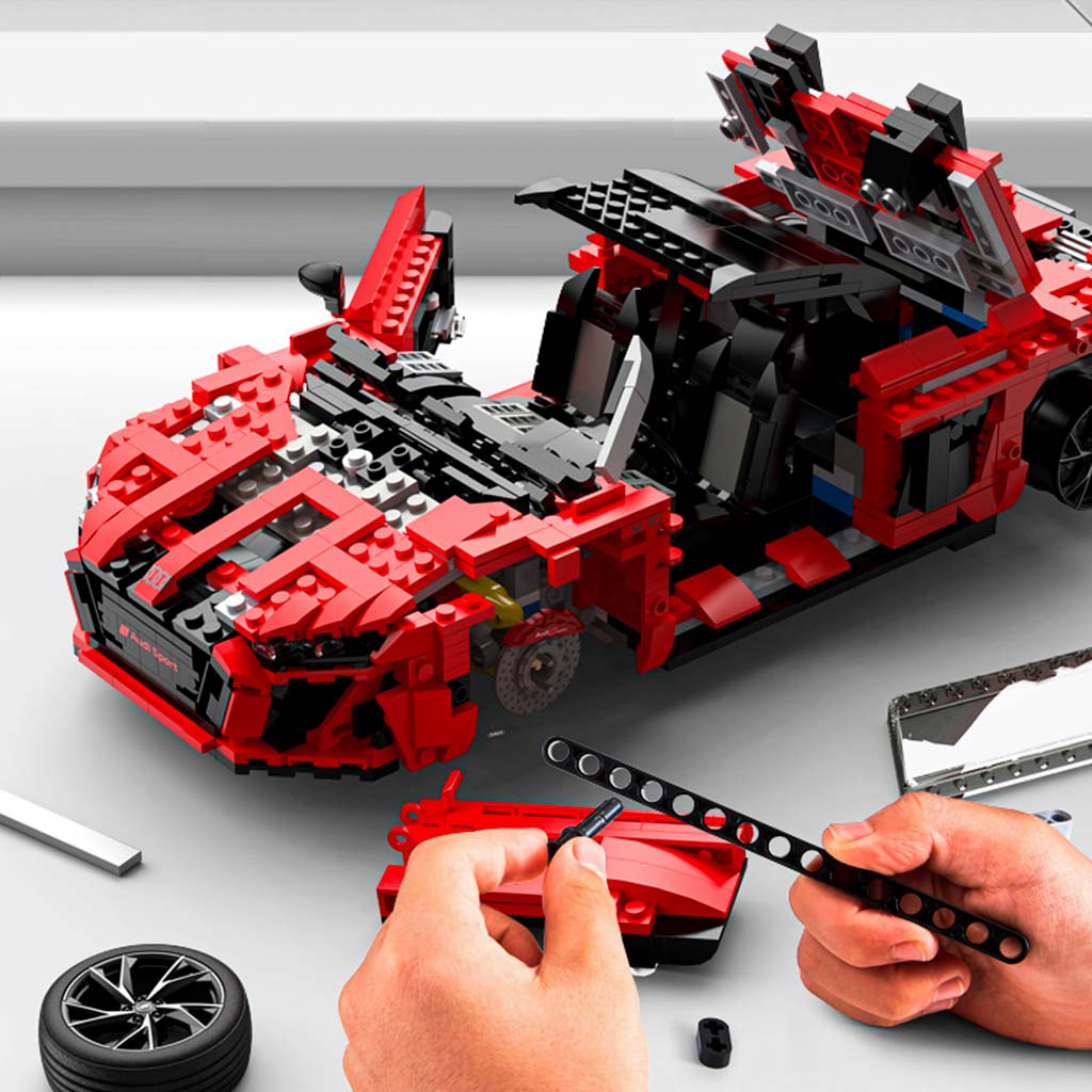 Audi R8 Spyder stavebnica